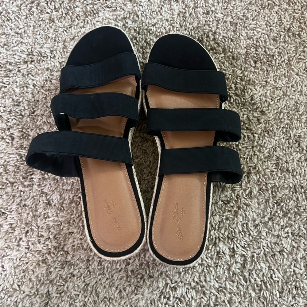 Womens Flatform Sandal